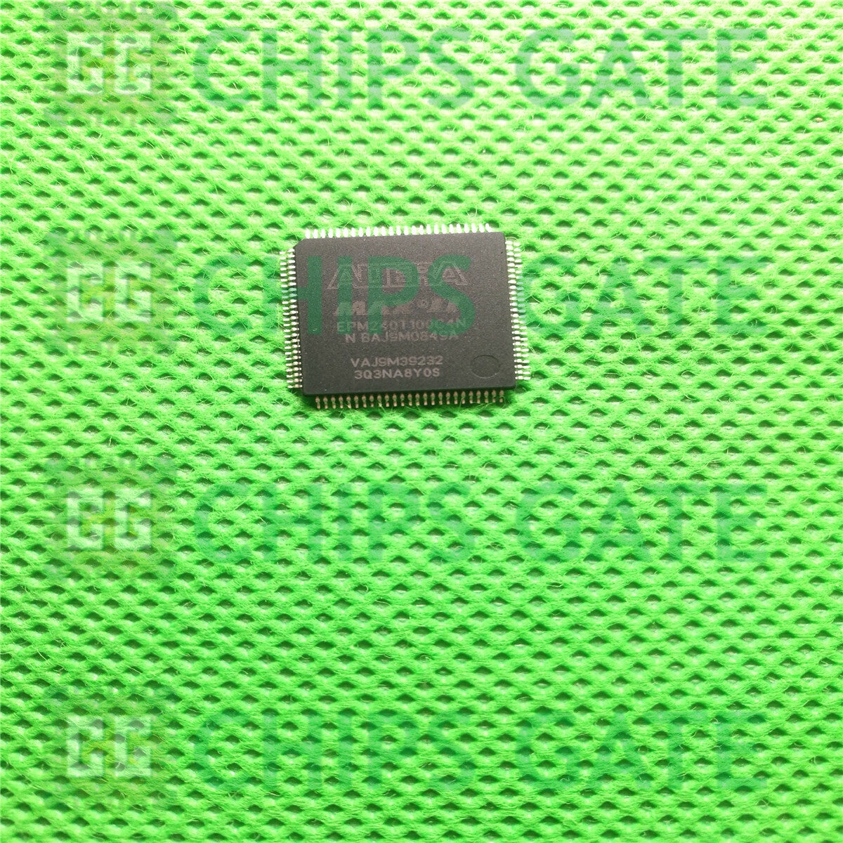 Altera  EPM240T100C4N