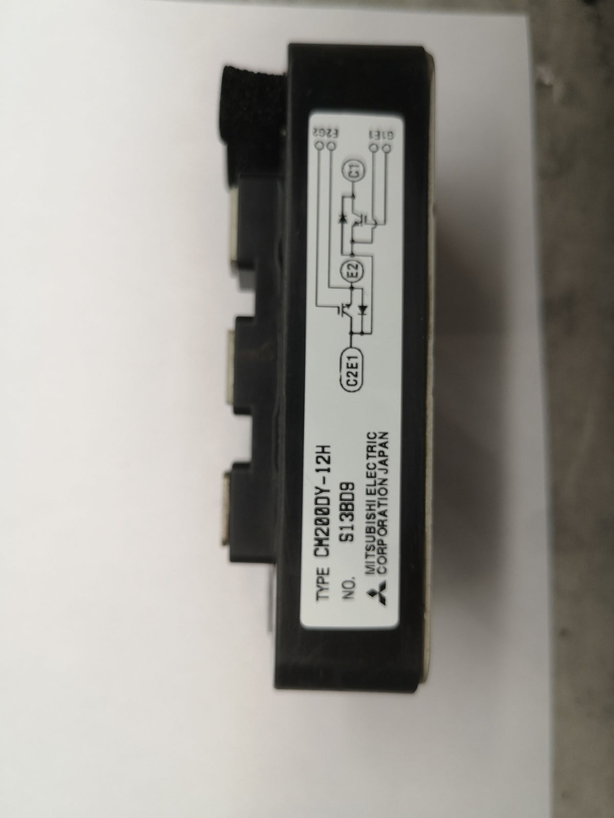 CM200DY12H