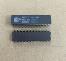 Cypress PALC22V10B-20DMB-5962-8867004LA