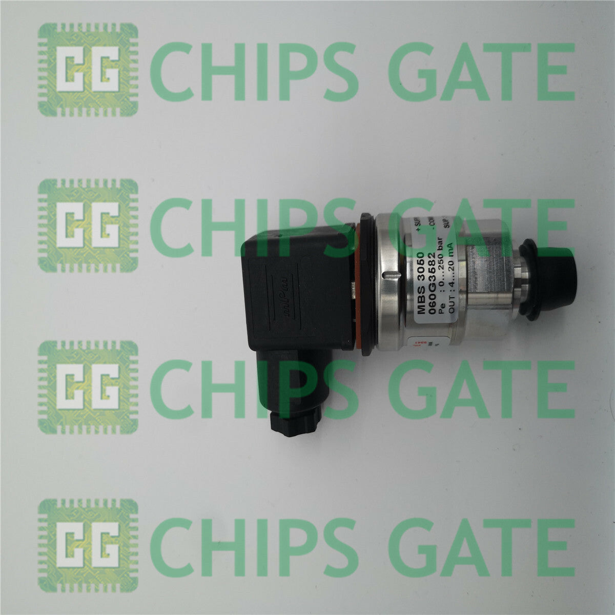 060G3582