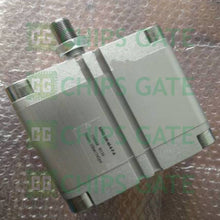 advu10040apa