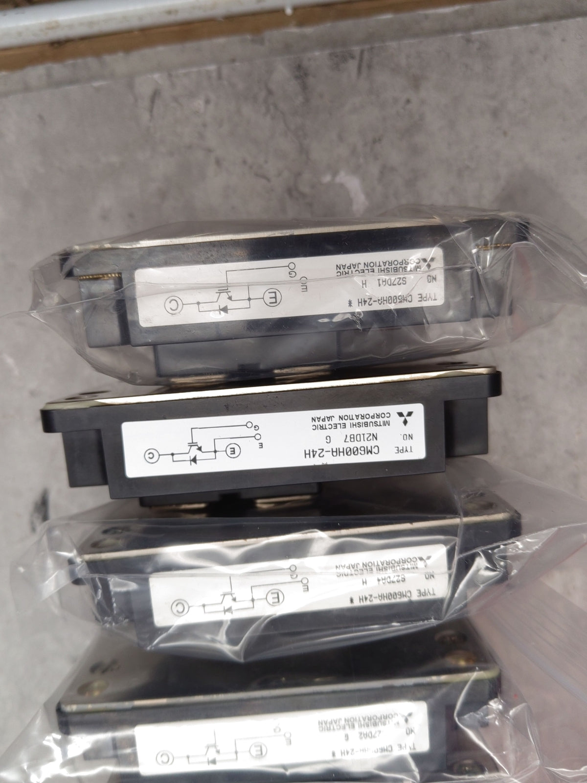CM600HA24H