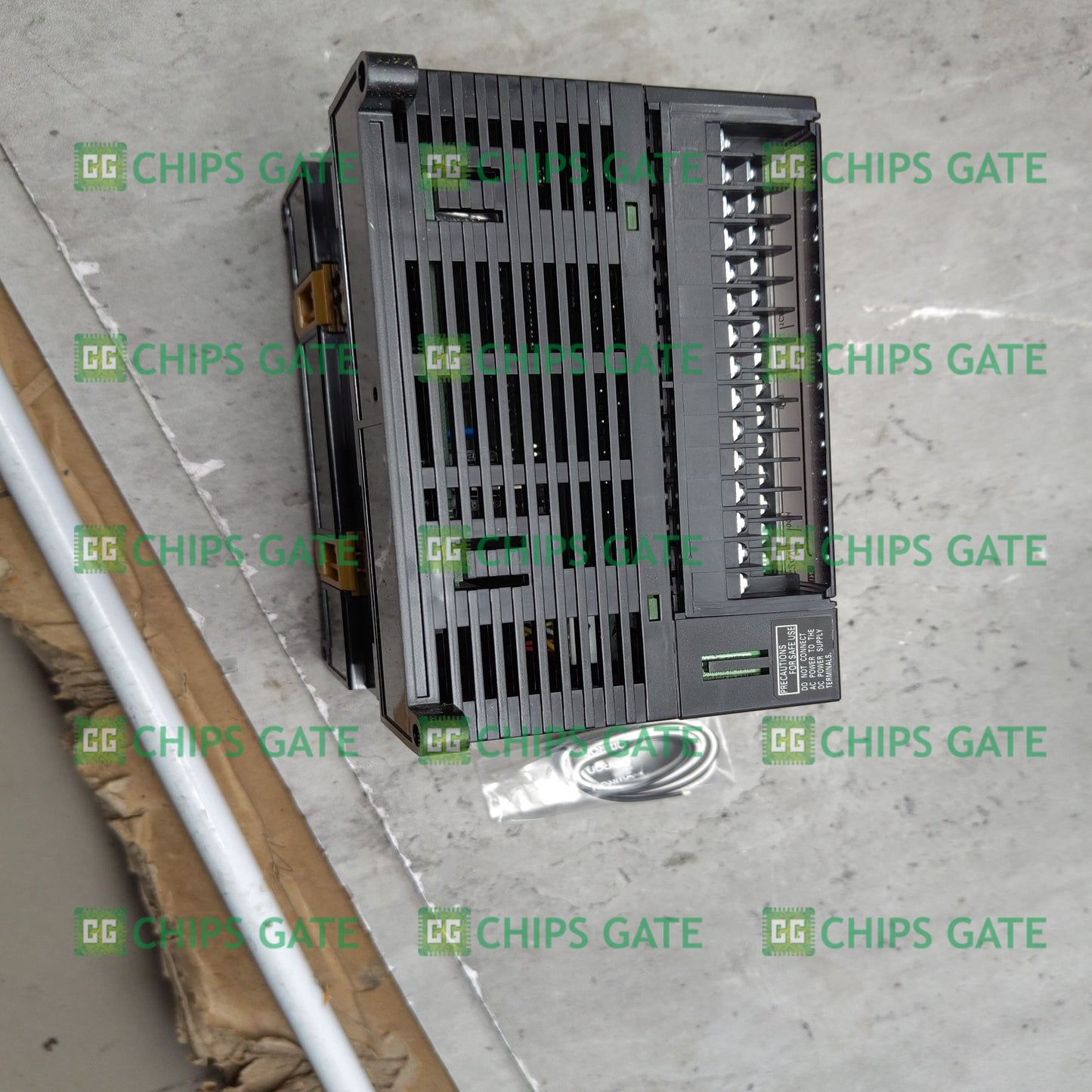 CP1LM40DT1D