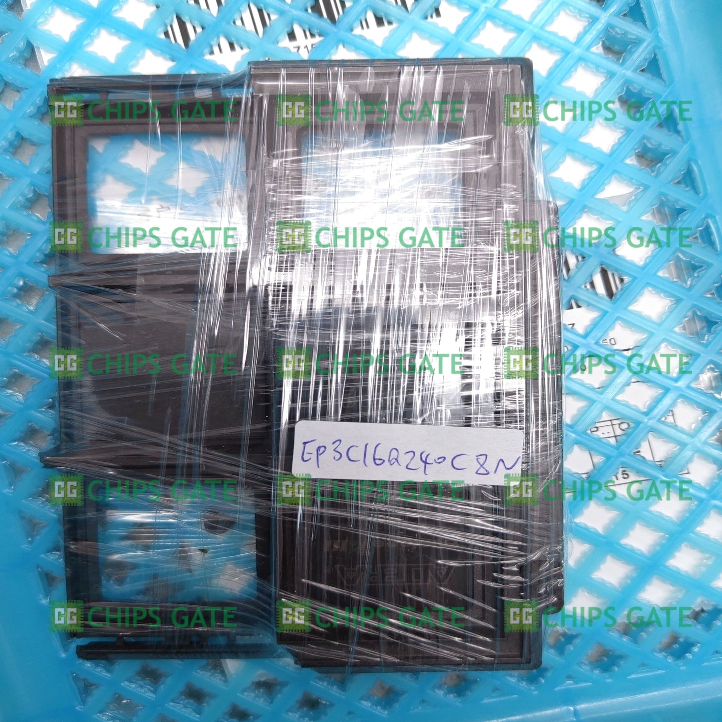 Altera  EP3C16Q240C8N