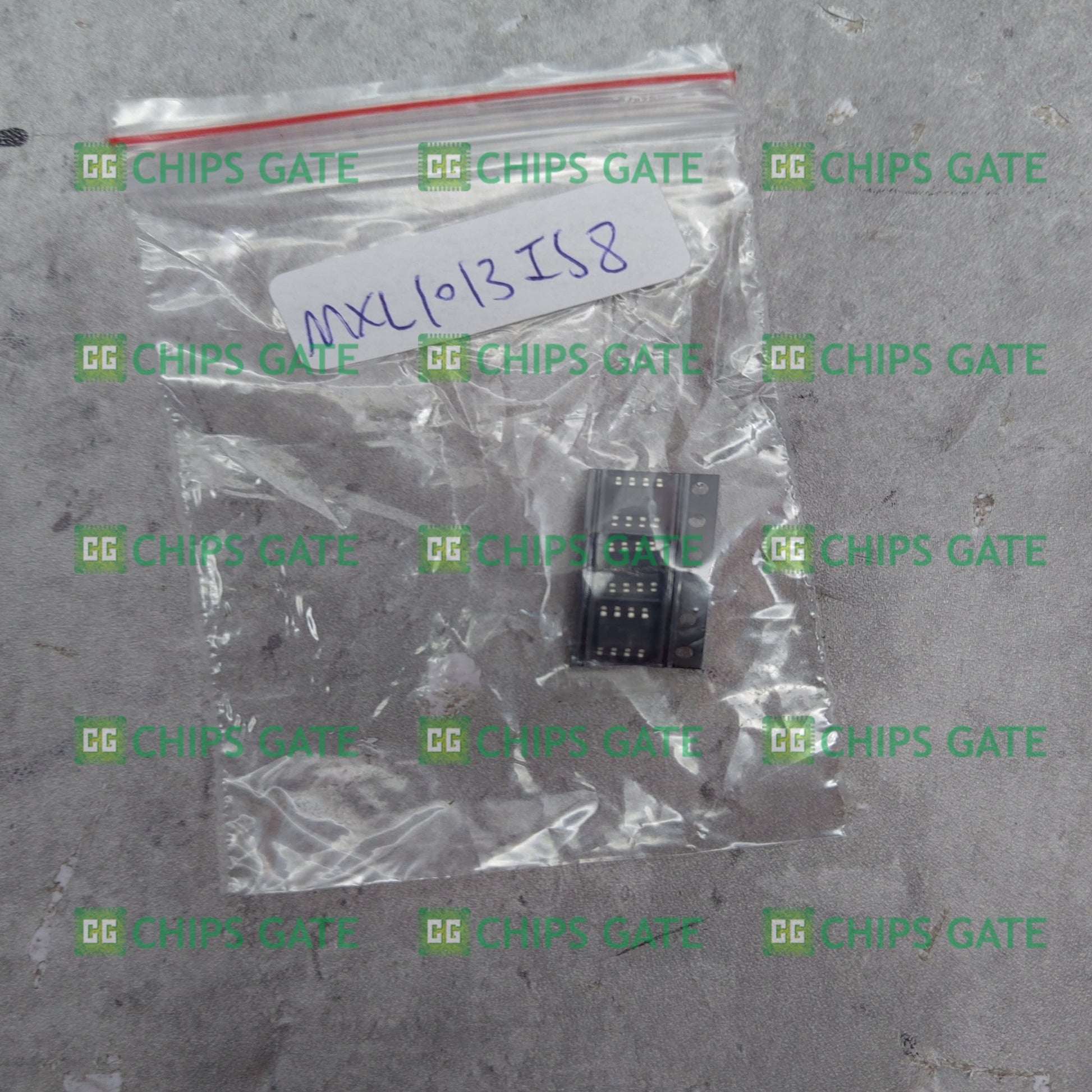 Maximum MXL1013IS8