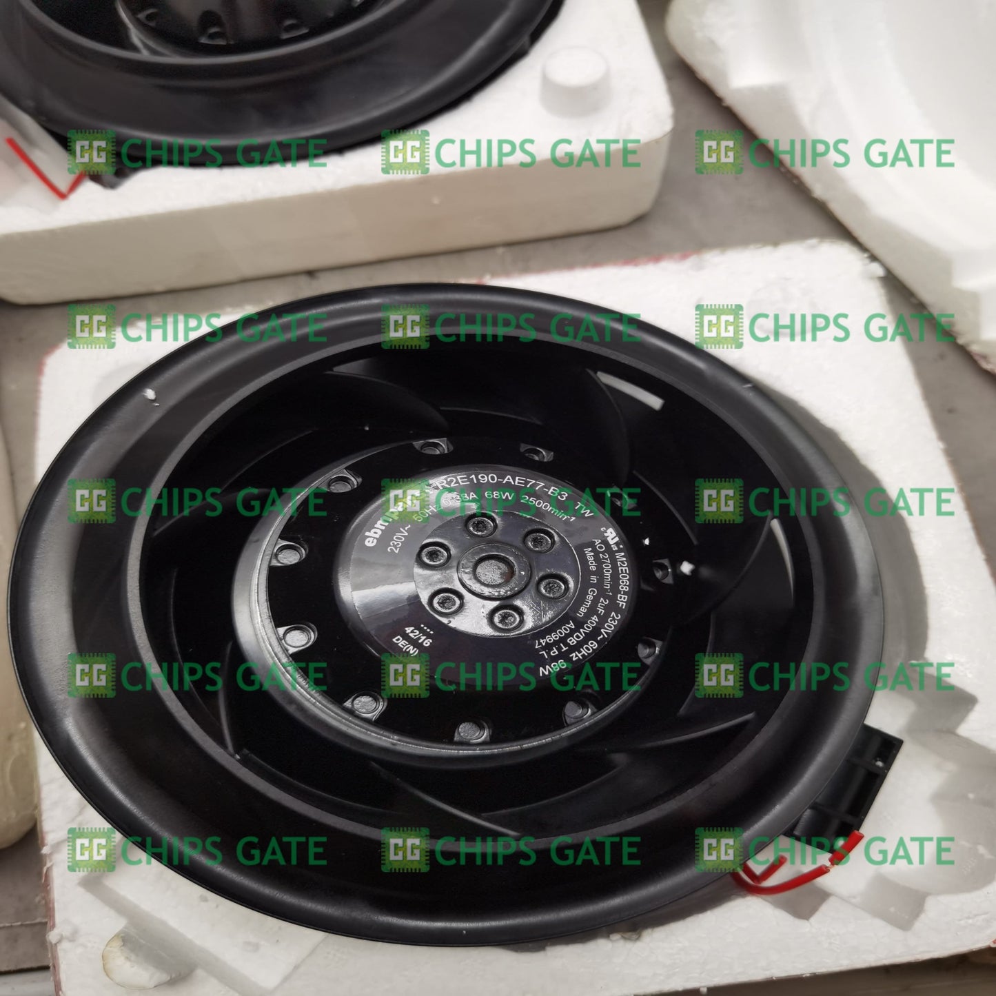 R2E190AE77B3