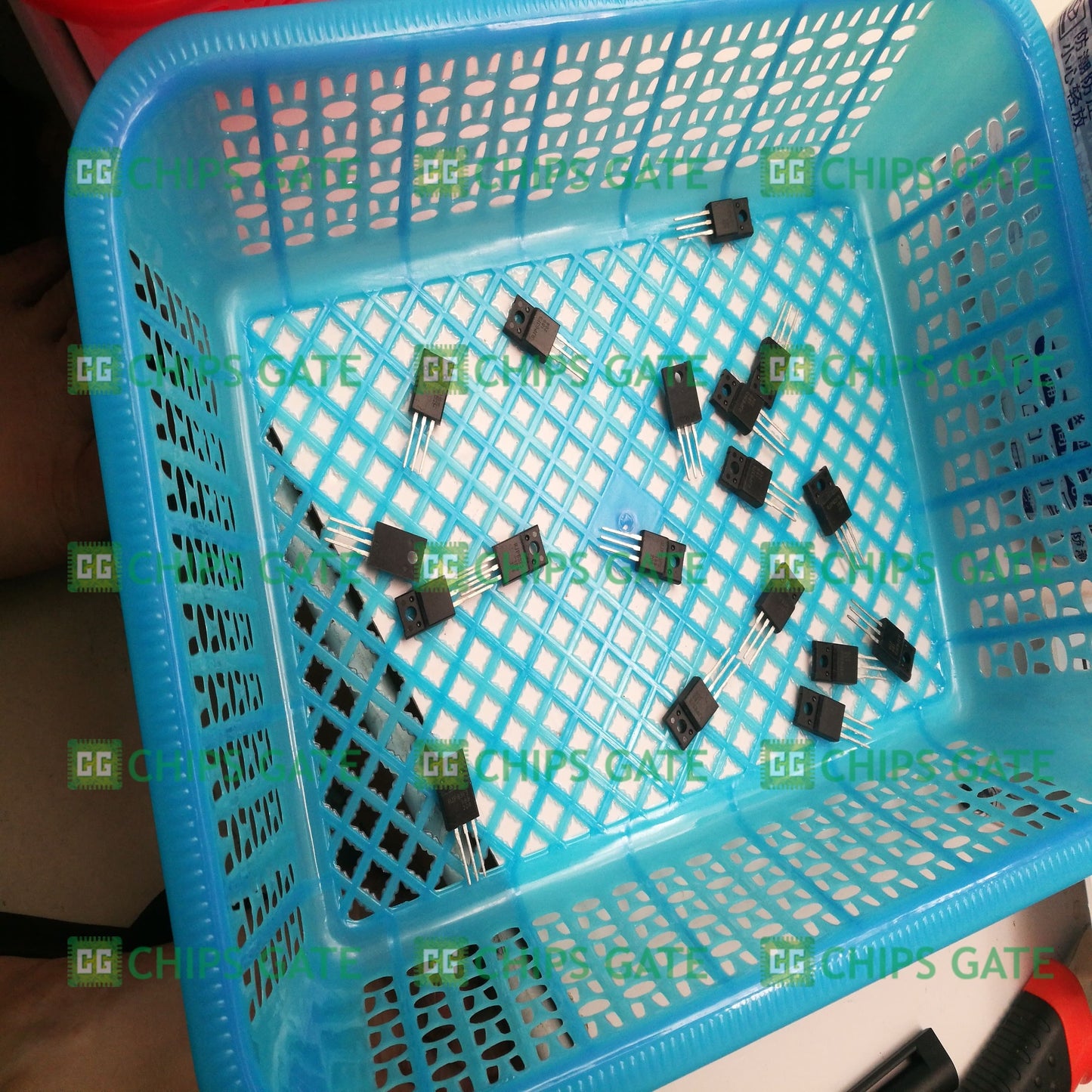 Silicon RJP63F3