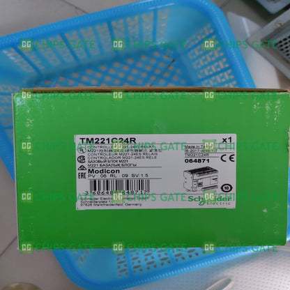 TM221C24R