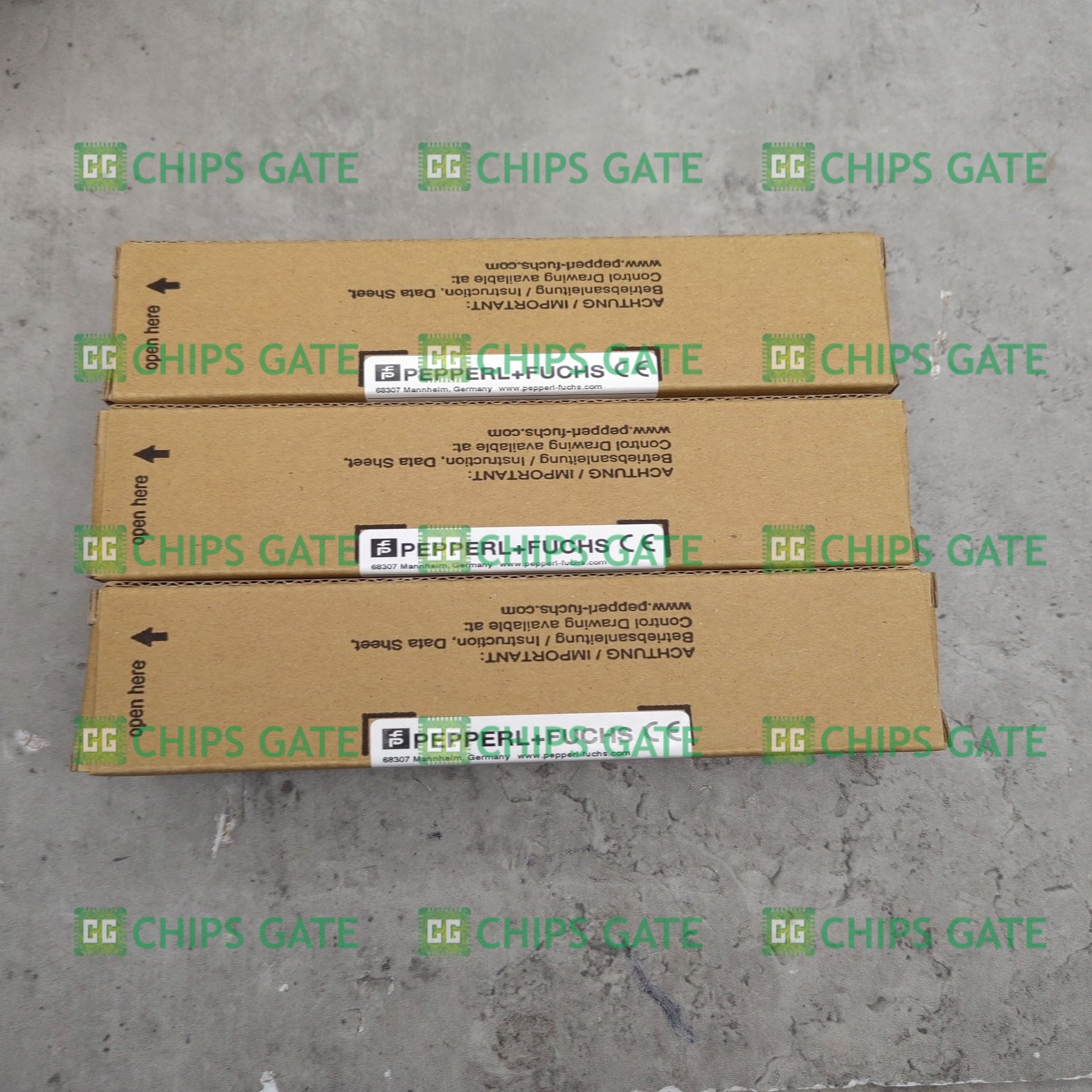 UC50030GMIUR2V15