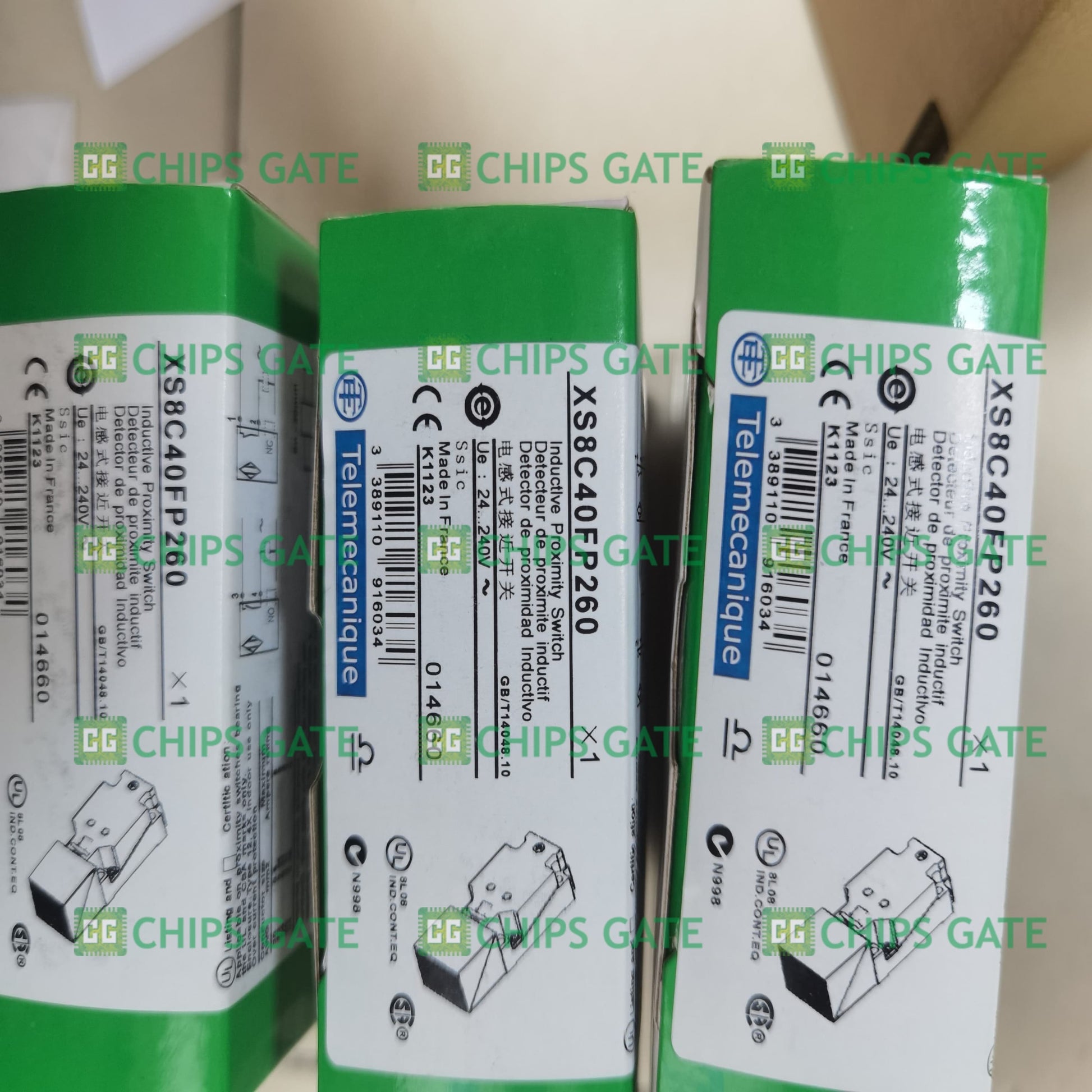 XS8C40FP260